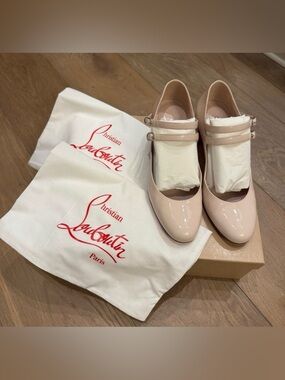 Christian Louboutin Mary Janes - Patent calf - Leche 55 mm —Retail $995